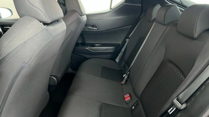 2022 Toyota C-hr