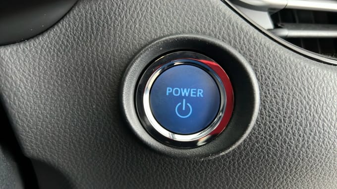 2022 Toyota C-hr