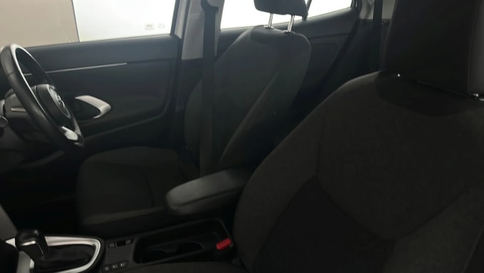 2022 Toyota Yaris Cross