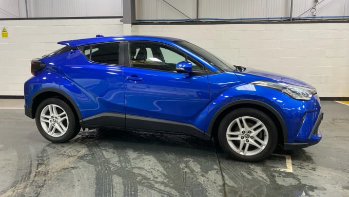 2022 Toyota C-hr