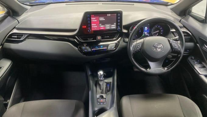 2022 Toyota C-hr