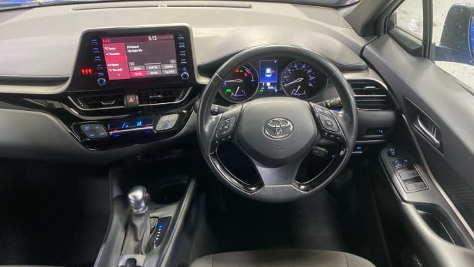 2022 Toyota C-hr