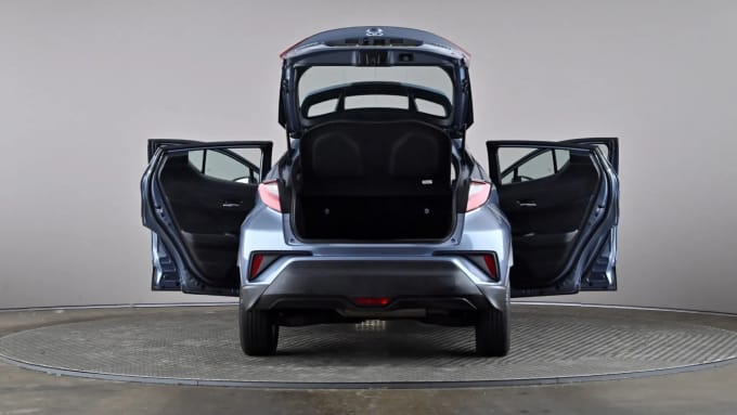 2022 Toyota C-hr
