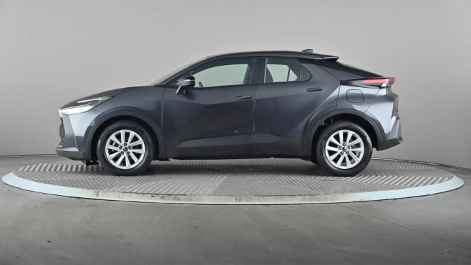 2024 Toyota C-hr