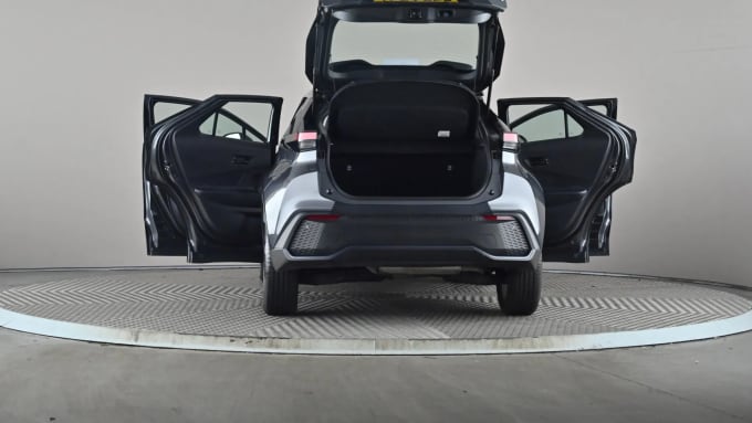 2024 Toyota C-hr