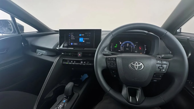 2024 Toyota C-hr