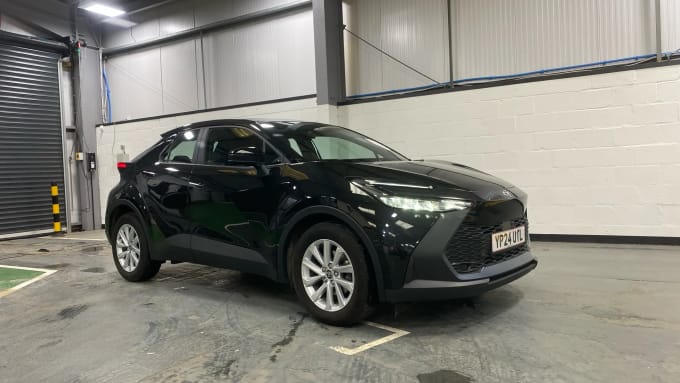 2024 Toyota C-hr