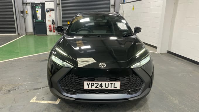 2024 Toyota C-hr