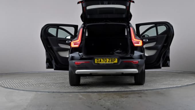 2020 Volvo Xc40