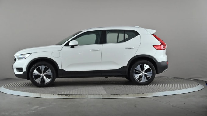 2022 Volvo Xc40