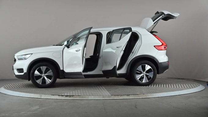 2022 Volvo Xc40