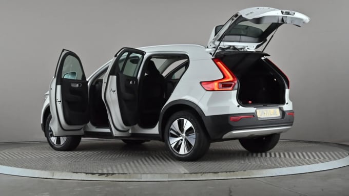 2022 Volvo Xc40