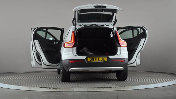 2022 Volvo Xc40