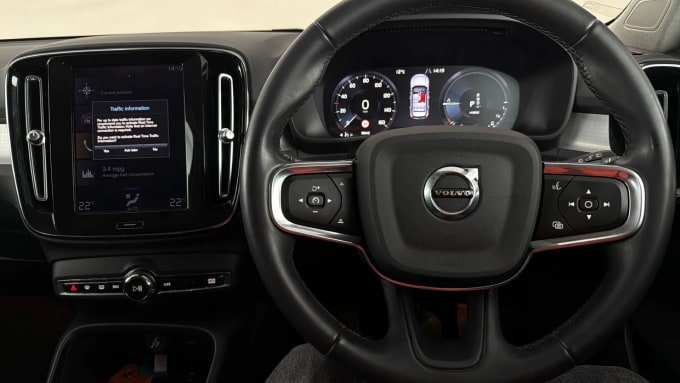2022 Volvo Xc40