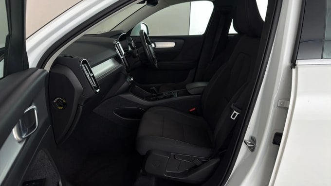 2022 Volvo Xc40