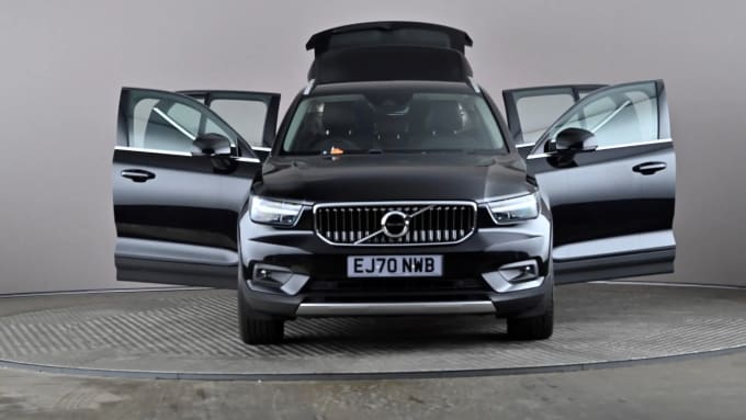 2020 Volvo Xc40