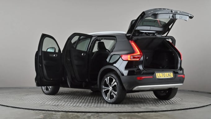 2020 Volvo Xc40