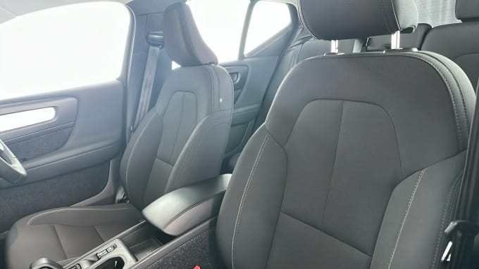2022 Volvo Xc40