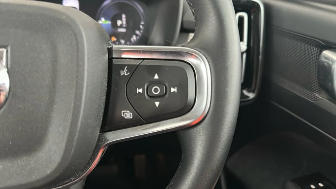 2022 Volvo Xc40