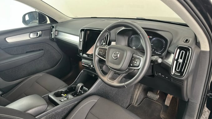 2022 Volvo Xc40