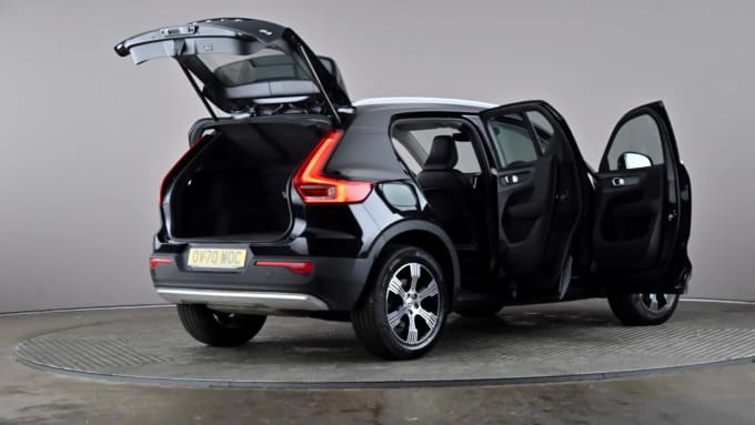 2020 Volvo Xc40