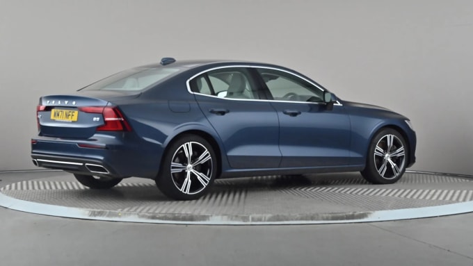 2022 Volvo S60
