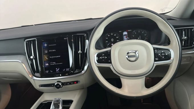 2022 Volvo S60