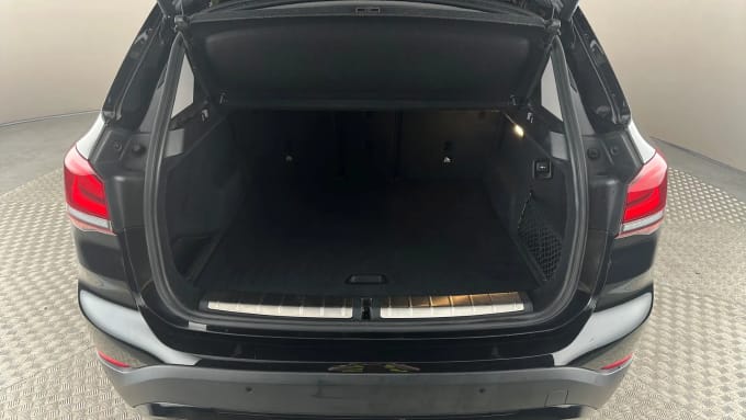 2021 BMW X1