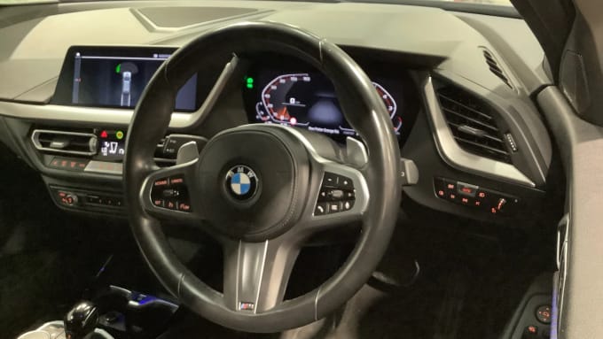 2022 BMW 1 Series