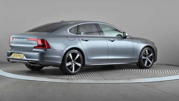 2019 Volvo S90