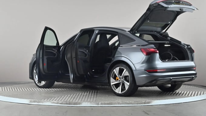 2021 Audi E-tron