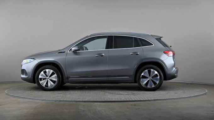 2022 Mercedes-benz Eqa