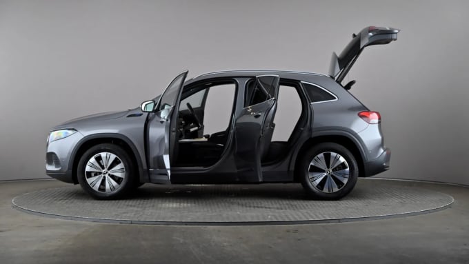 2022 Mercedes-benz Eqa