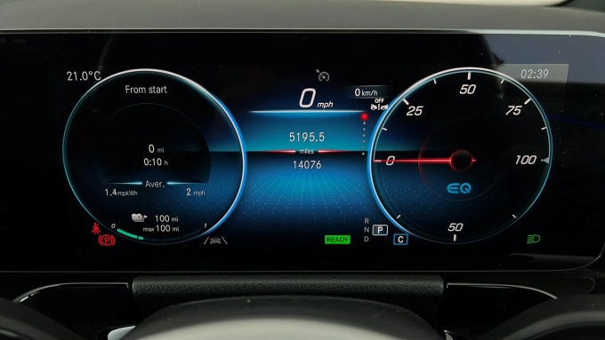 2022 Mercedes-benz Eqa