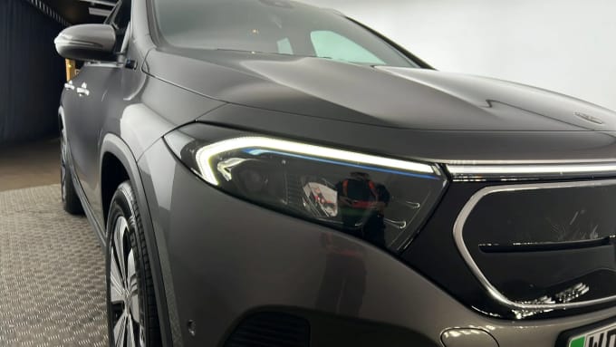 2022 Mercedes-benz Eqa