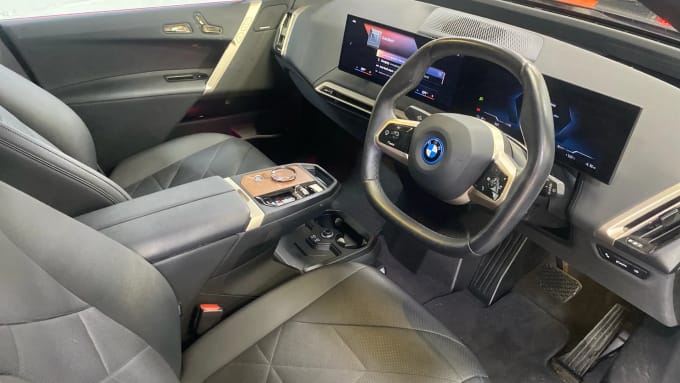 2022 BMW Ix