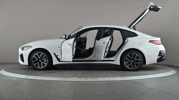 2022 BMW I4