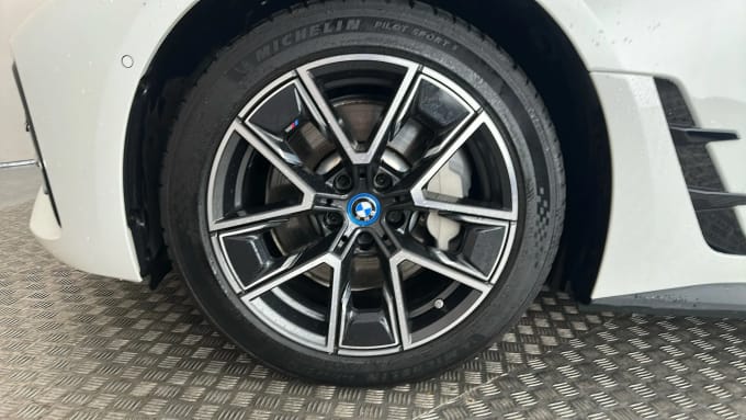 2022 BMW I4