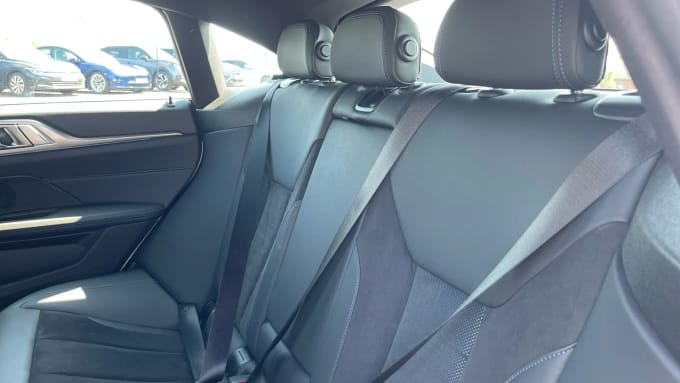 2024 BMW I4