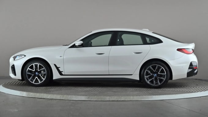 2022 BMW I4