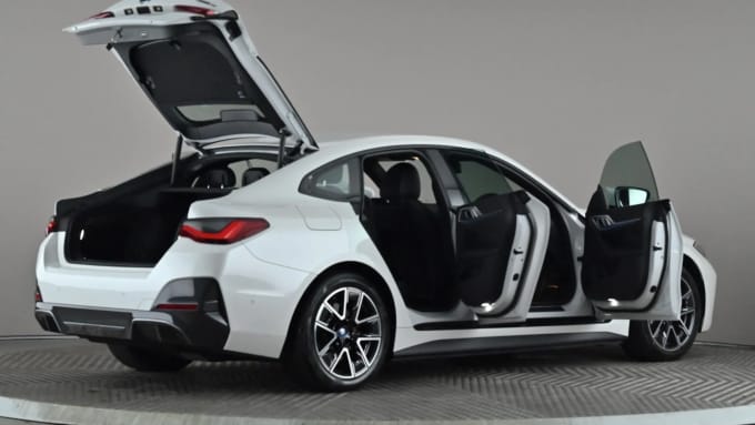 2022 BMW I4