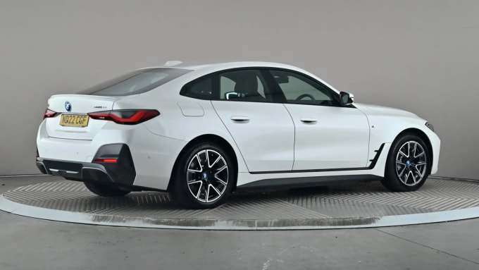 2022 BMW I4