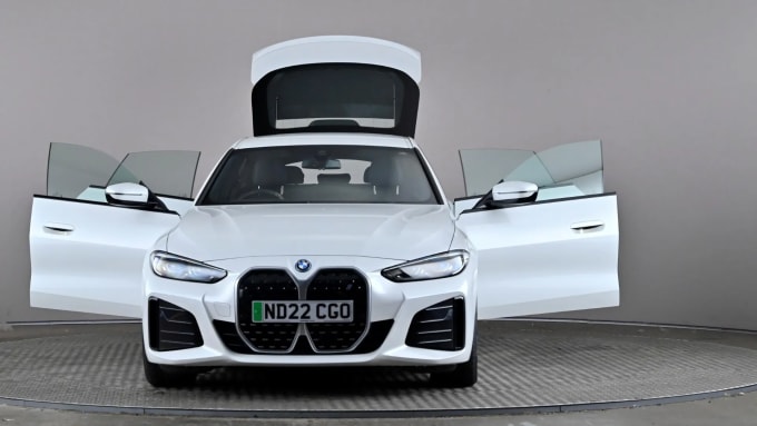 2022 BMW I4