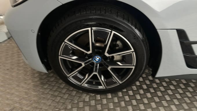 2022 BMW I4