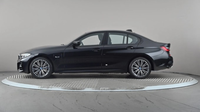 2022 BMW 3 Series