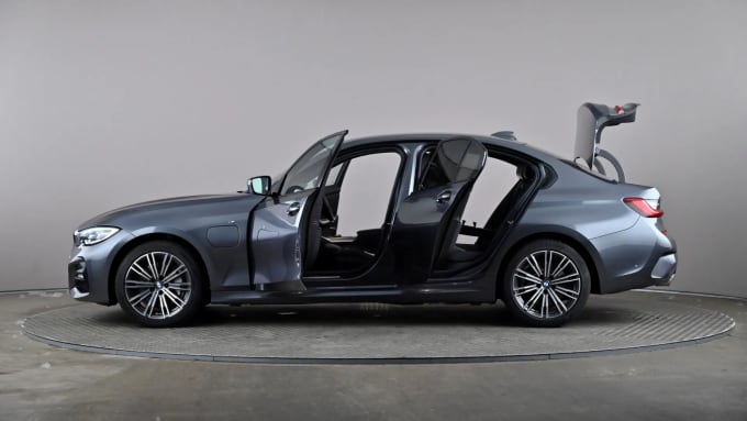 2021 BMW 3 Series