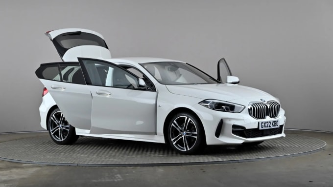 2022 BMW 1 Series