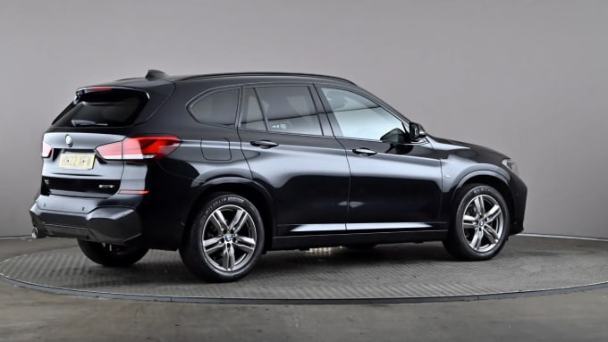2022 BMW X1