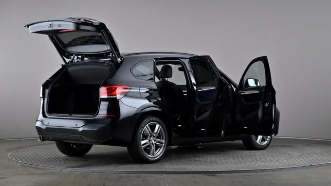 2022 BMW X1