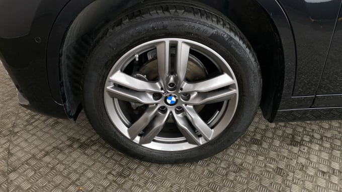 2022 BMW X1
